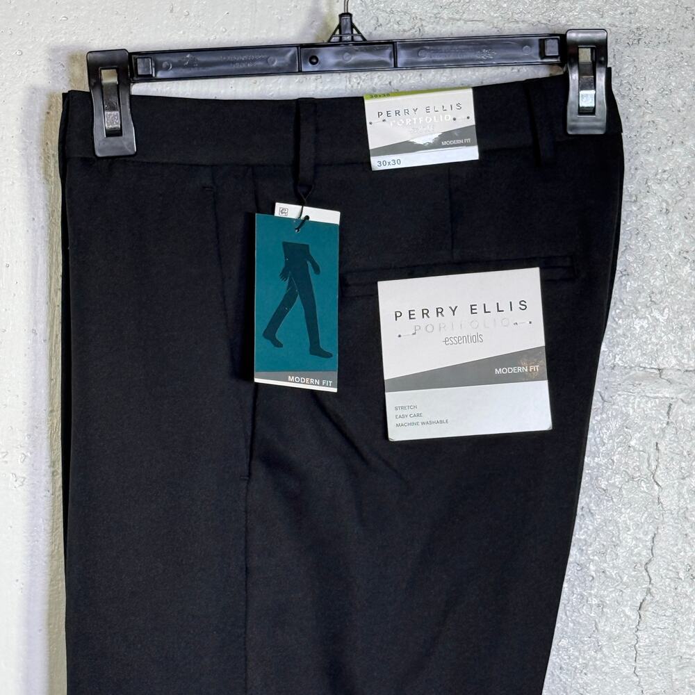 Perry Ellis Portfolio Men's Modern-Fit Twill Pants - black 30x30 $95